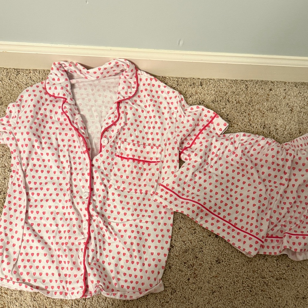 Amazon Kids Pajama Set with Red Heart Pattern